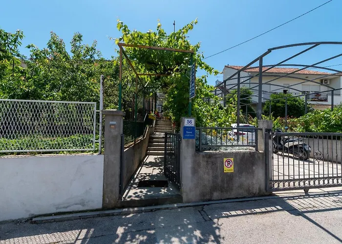 Apartment Hrabar Longo Trogir