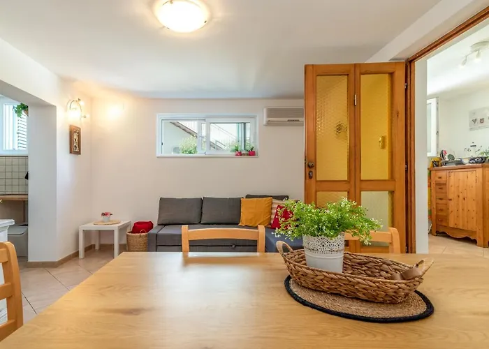 Apartment Hrabar Longo *