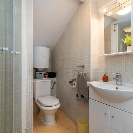 Apartament Hrabar Longo