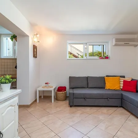 Apartament Hrabar Longo Trogir