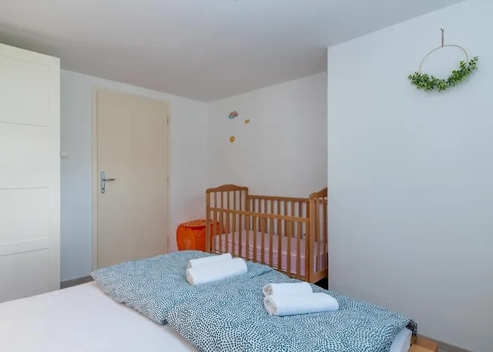 Apartman Hrabar Longo