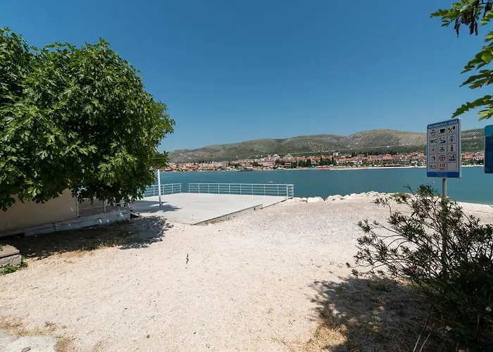 Hrabar Longo * Trogir